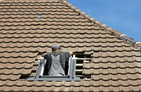 Pose de velux à la Chapelle Glain